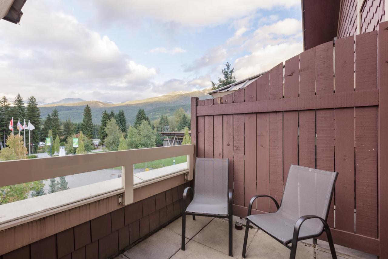 Tyndall Stone Lodge By Cozystay Signature Whistler Exterior photo