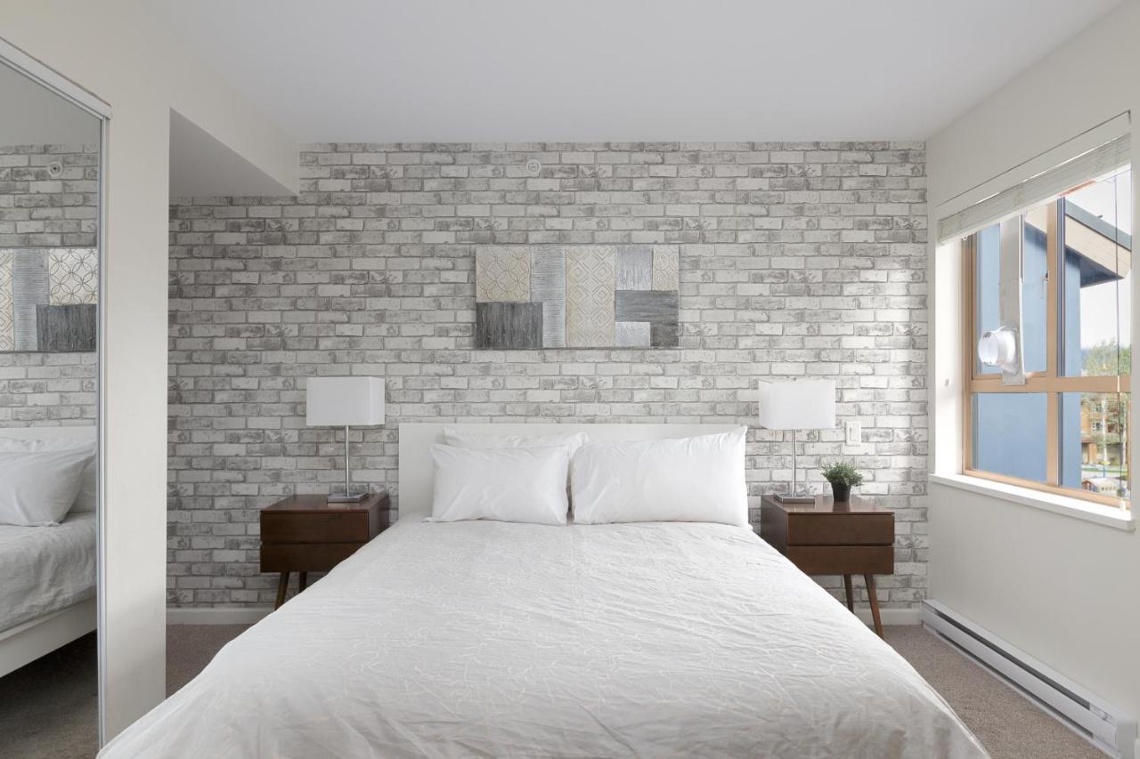Tyndall Stone Lodge By Cozystay Signature Whistler Exterior photo