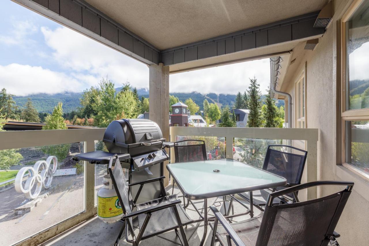 Tyndall Stone Lodge By Cozystay Signature Whistler Exterior photo
